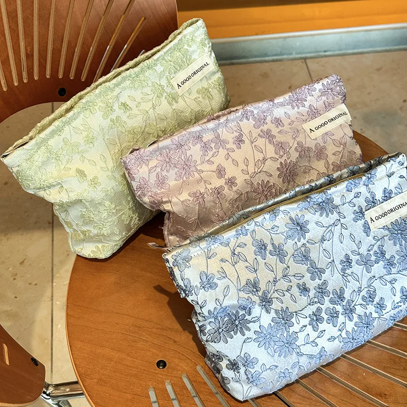Vintage Cosmetic Pouch Vintage-Inspired Portable Travel Organizer For Gift For Women Daily Use Organizer - view 6
