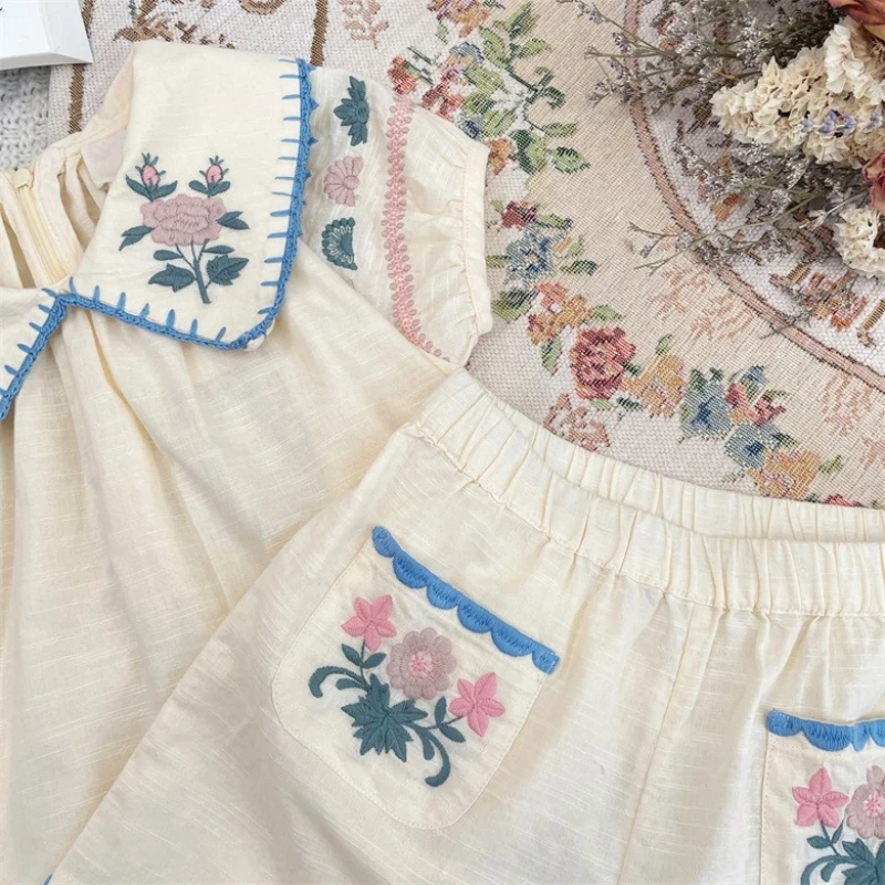 Apo Summer 2024 Girls' Set Same Style Girls' Pastoral Style High Definite Heavy Duty Embroidery Top and Shorts Two holiday sets