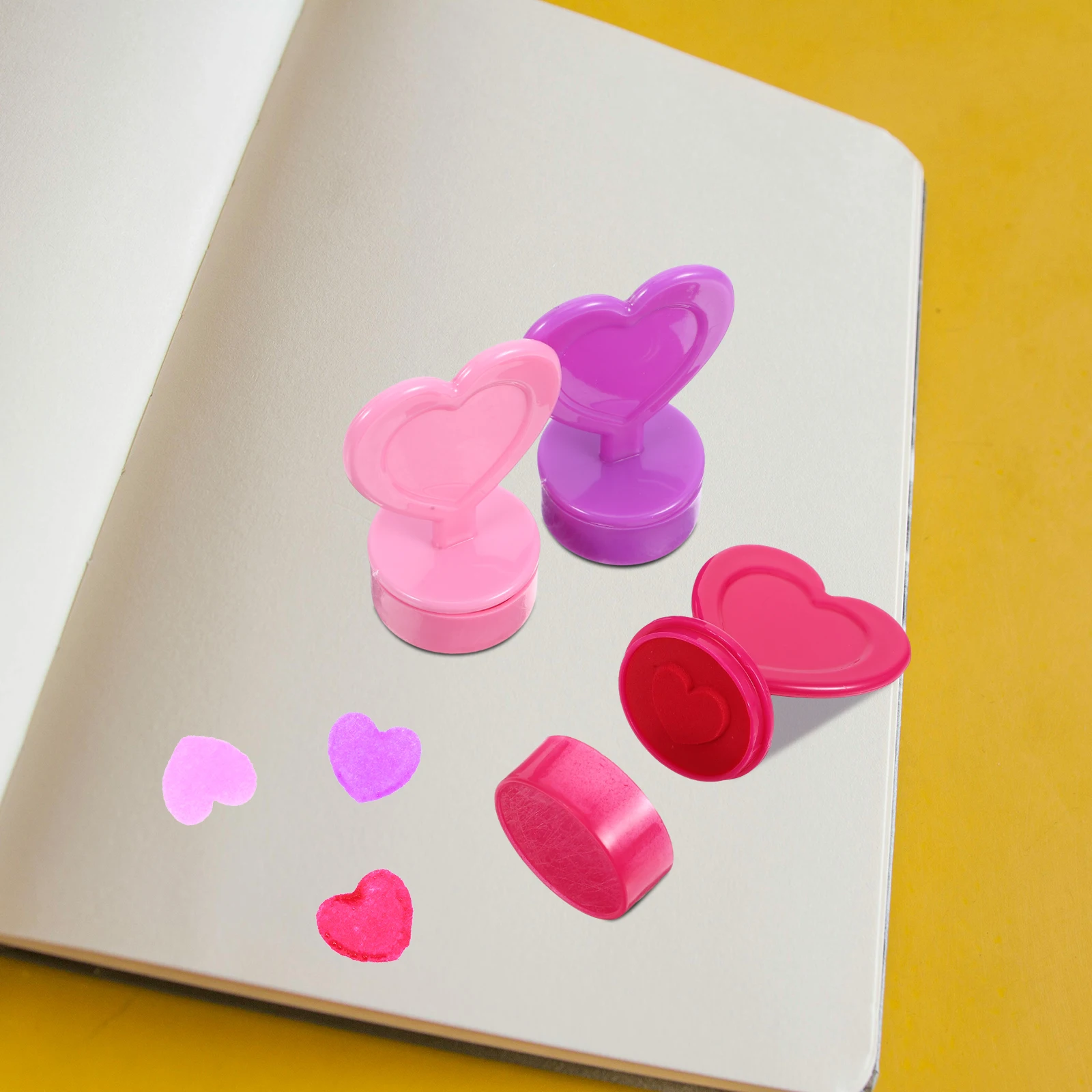 

12pcs Heart Shape Cartoon Plastic Crafting Supplies Mini Ink Stamps for Scrapbooking Safe Material Cute Kid Stamps Plastic