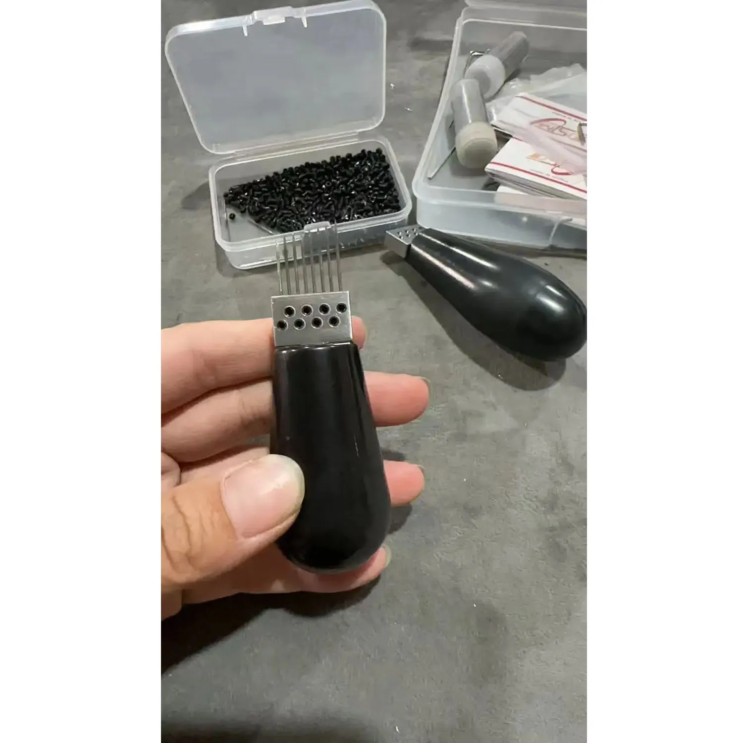 Otto aghi Strumenti per aghi per iniezione multipli per capelli per toupet, creazione e riparazione della testa di allenamento