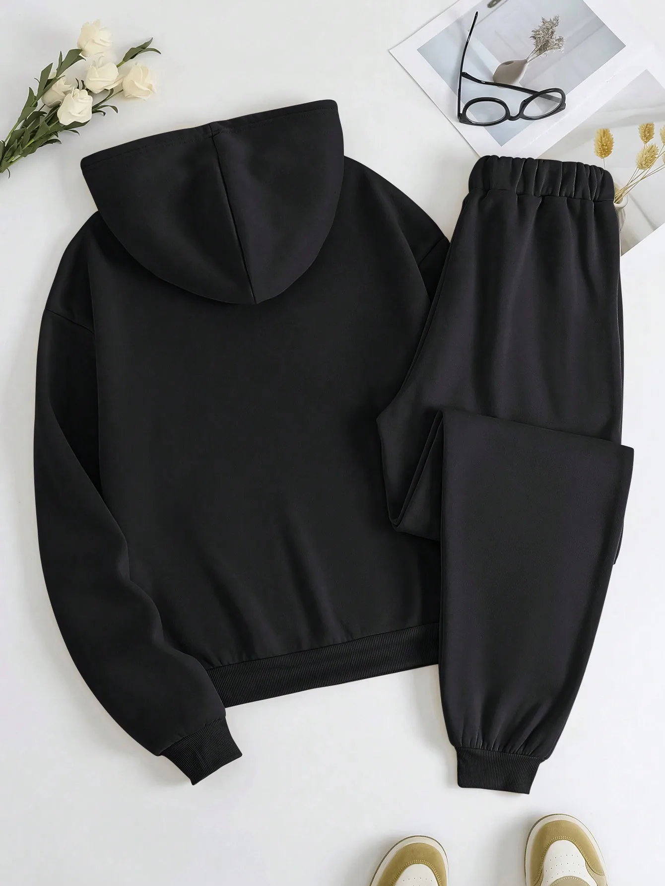 Set coordinato con felpa con cappuccio e pantaloni da jogging con stampa slogan 'Stay Humble' da donna - Abbigliamento casual da strada