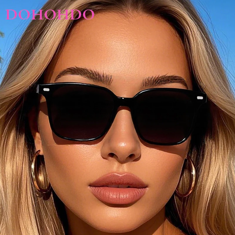 

Fashion Designer Retro Square Rivet Women Sunglasses Brand Design Classic Men Sunglass Travel Driving Shades Female UV400 Lentes