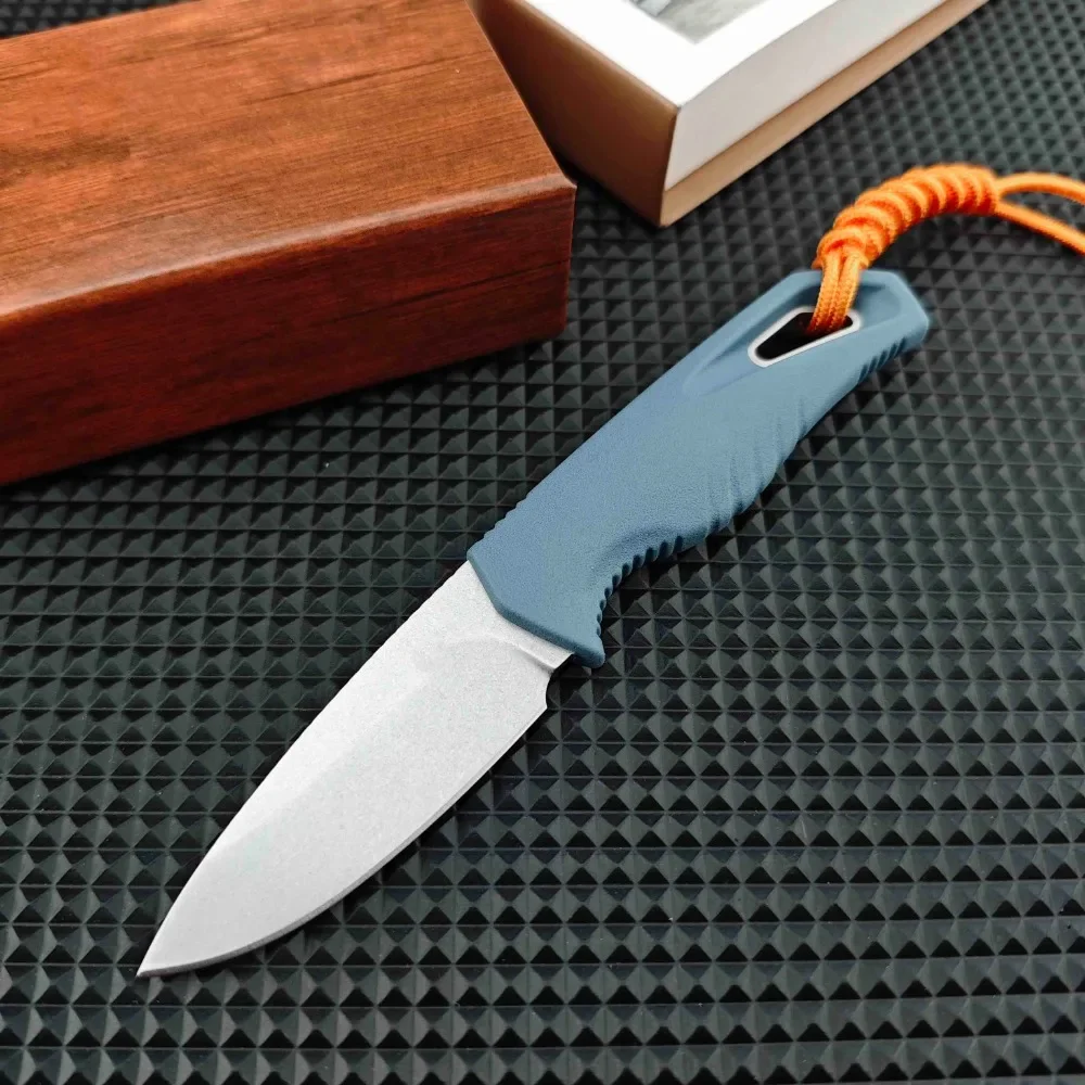 

BM 18050 Blue Outdoor Hunting Hidden Tang Knife D2 Blade Nylon Fiber Handle Camping Tactical Rescue EDC Tool with Sheath