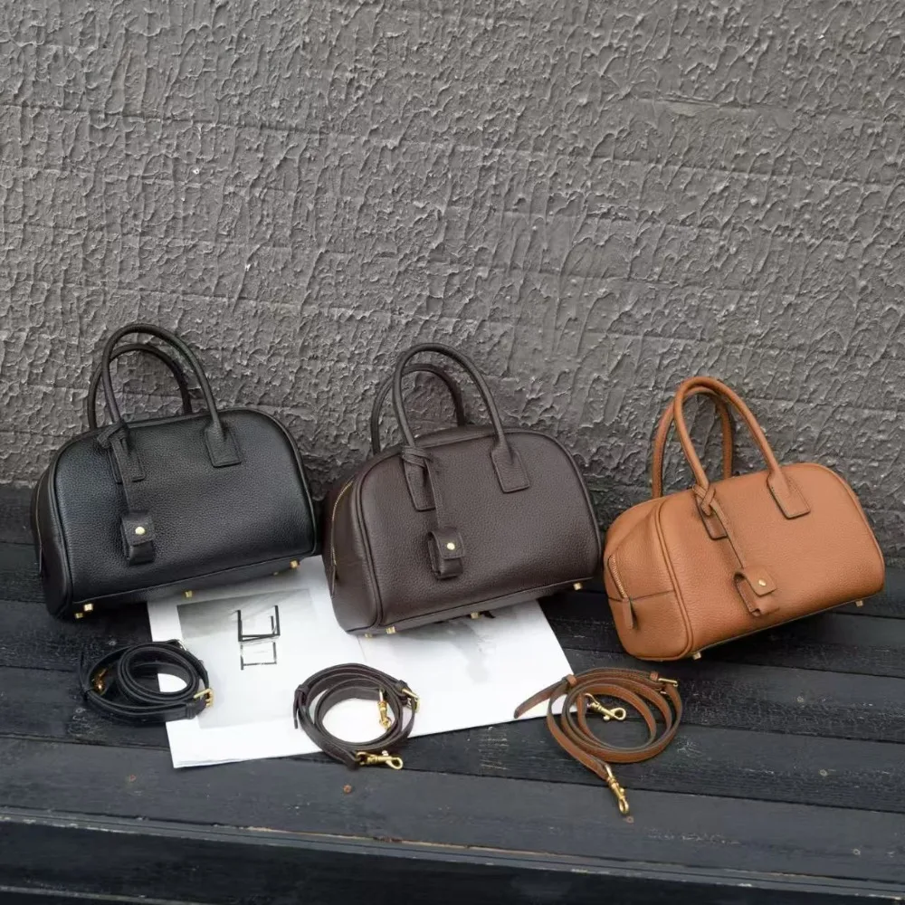 

Premium Leather Bowling Bag Niche Mini Square Bag Versatile Single Shoulder Messenger Women's Bag Casual Versatile