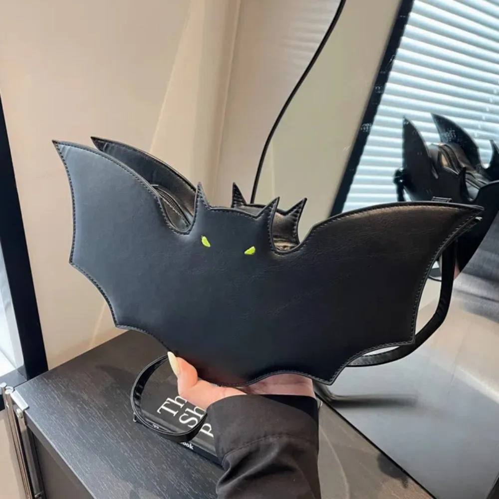 Funny PU Leather Bat Shoulder Bag Large Capacity 3D Halloween Handbag Black All-Match Creative Animal Purse Party