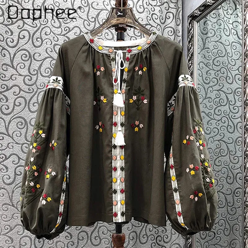 

French Temperament Sweet Flower Embroidery Round Neck Long-sleeved Shirt Spring New High-end Retro Fashion Loose Casual Shirts