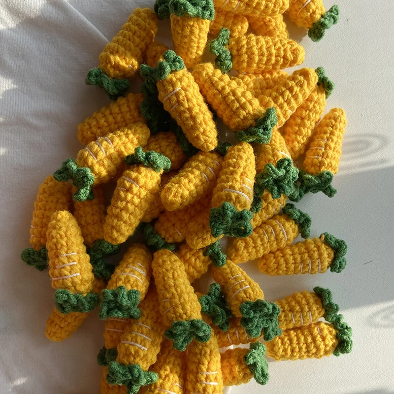 10PCS Hooked Carrot Small Clothing Decoration Keychain Pendant Kids Gifts Craft Handmade Vegetable DIY