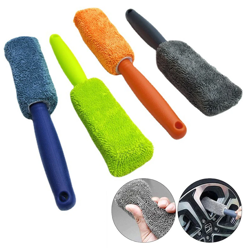

High-Performance Car Wheel Brush: Microfiber Tire Cleaner with Comfortable Plastic Handle.