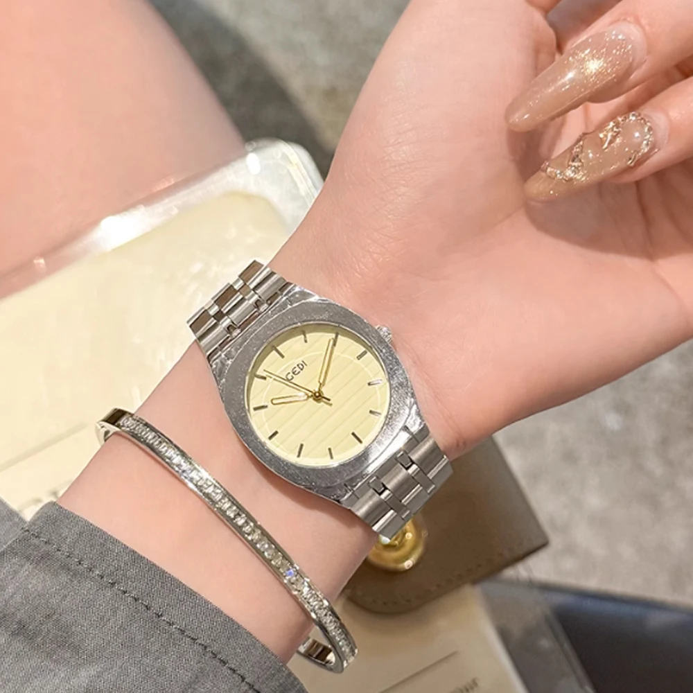 Fashion temperament minimalist luxury disc wind steel belt with quartz women's watch