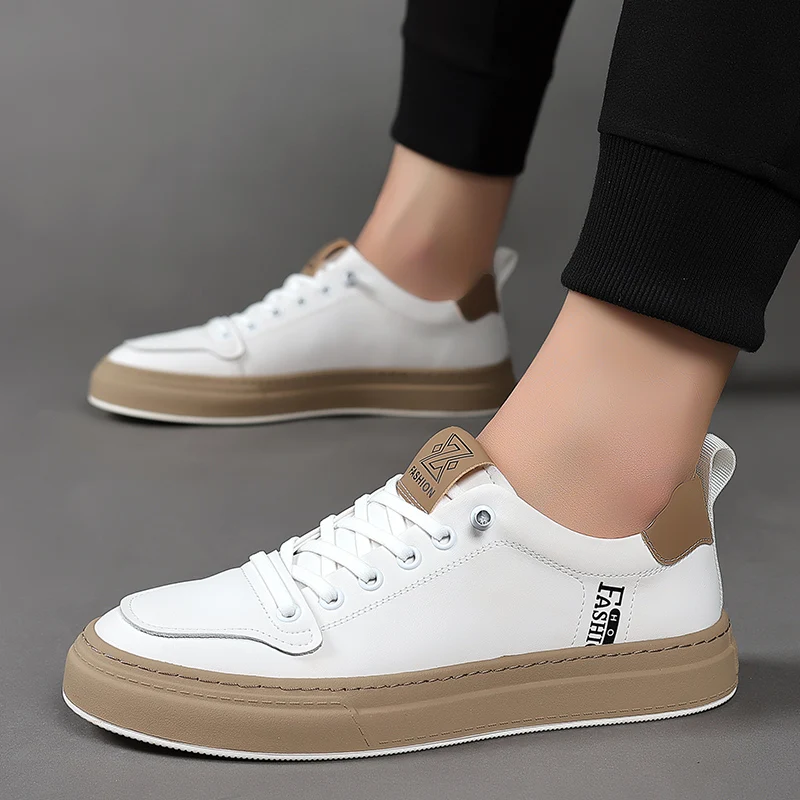 Skateboarding Shoes Men Flat Comfortable Leather Casual Vulcanized Shoes Trendy Classic Breathable Cheap Sneakers Man Plus Size