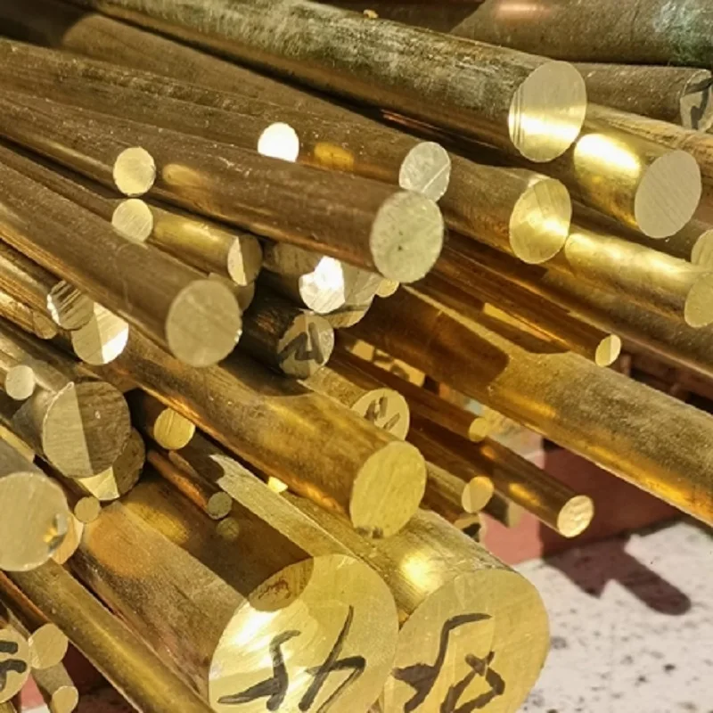 

Круглый стержень из твердой латуни