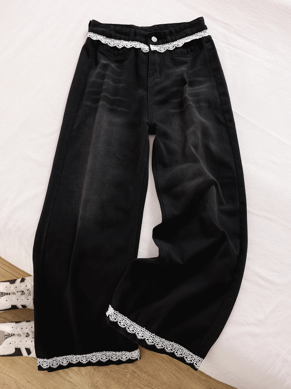 

Vintage Lace Splicing Straight Jeans 2025 Women's Streetwear High Waist Wide Leg Denim Pants Spring Autumn Loose Casual Trousers