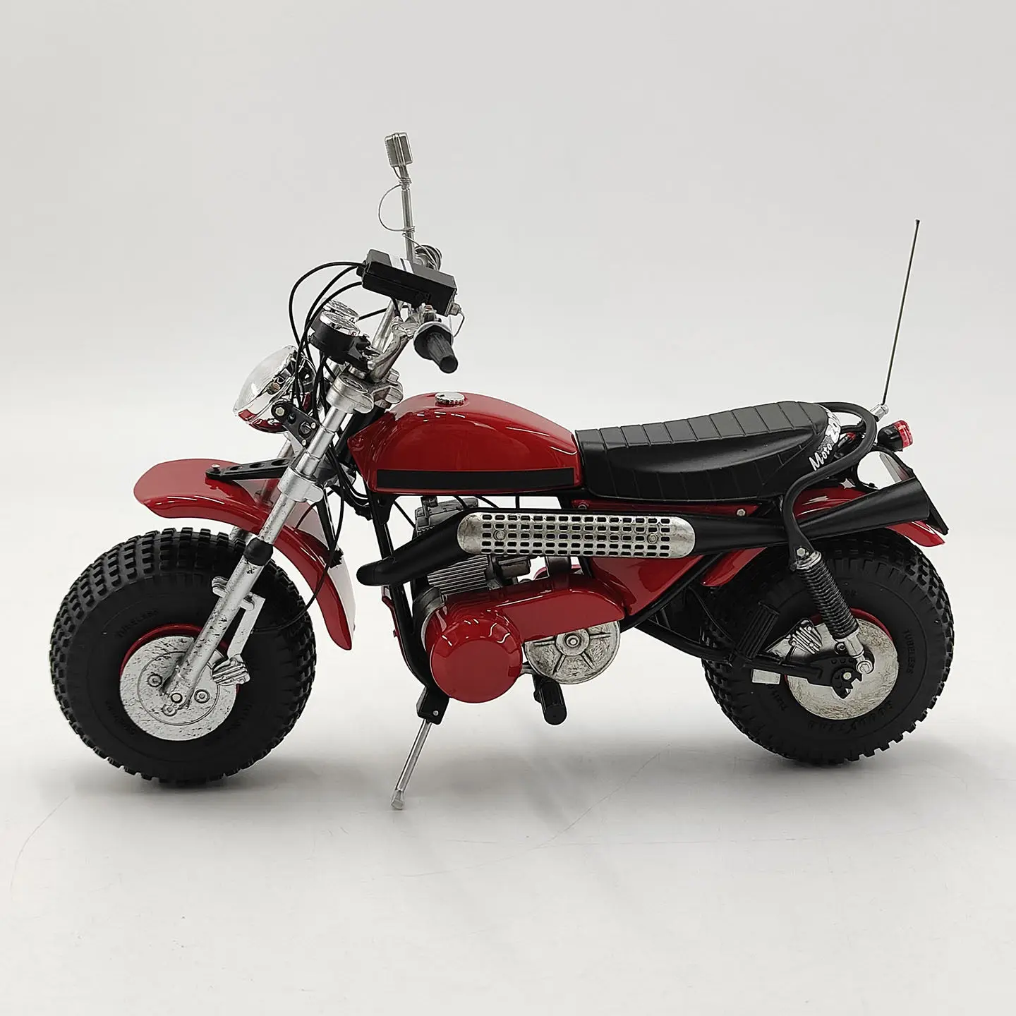 Inflnite 1:12 Scale Tuareg Bud Spencer Unlimited Statue Beach Resin Motorcycle Model