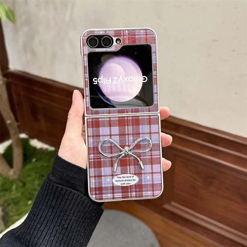 Ins Style Burgundy Plaid Bow Phone Case for Samsung Galaxy Z Flip6 4 3 Hard Cover for ZFlip3 Zflip4 Zflip5 Solid Shell Bracket