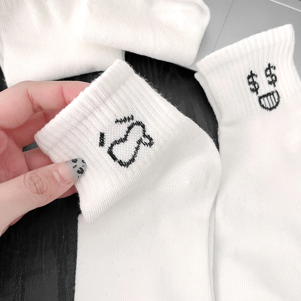 5 أزواج الجوارب النسائية الكرتون جولة الرقبة منتصف أنبوب المألوف لطيف التعبير نمط الجوارب عارضة تنفس الخريف الفتيات الجوارب #5