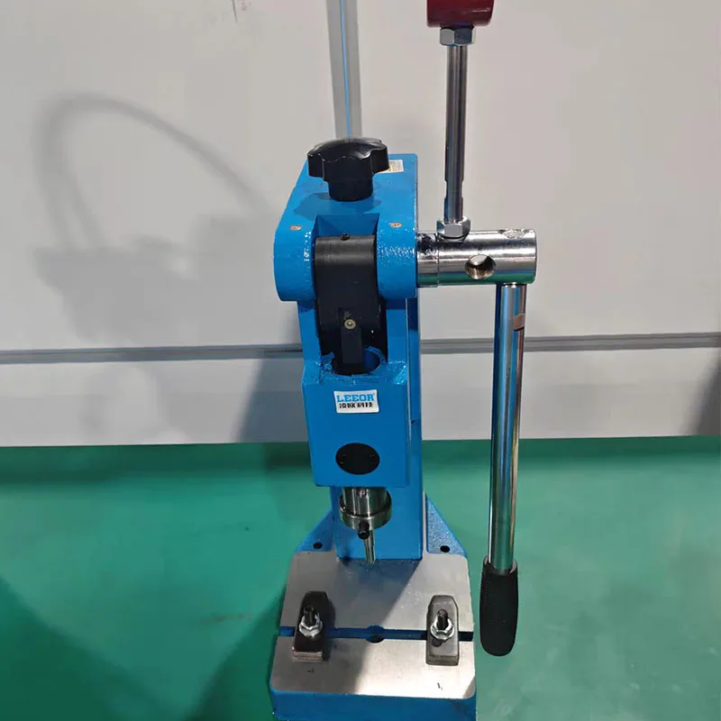 Small Manual Press 0.3/0.5Ton Manual Leverage Mountable Bearings Cast Iron for Riveting, Squeezing, Punching, Bending, Pressing