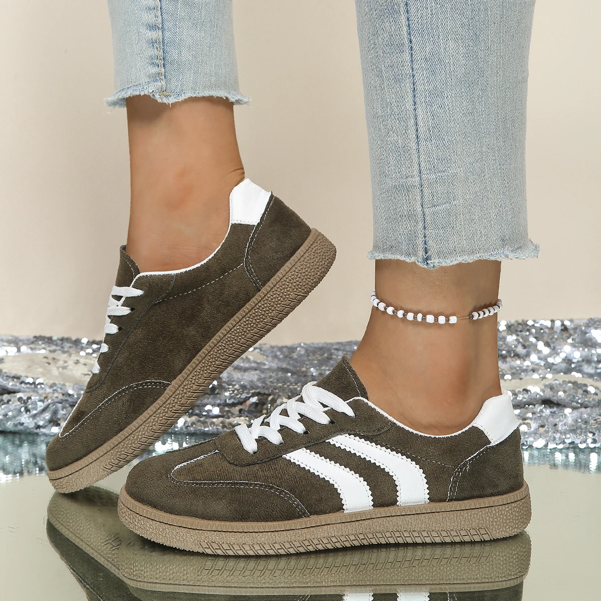 

*Spring and Autumn New Round Toe Thick Sole Comfortable Casual Sports Shoes Fashionable/sexy Lace Up Hot Selling Women's Shoes