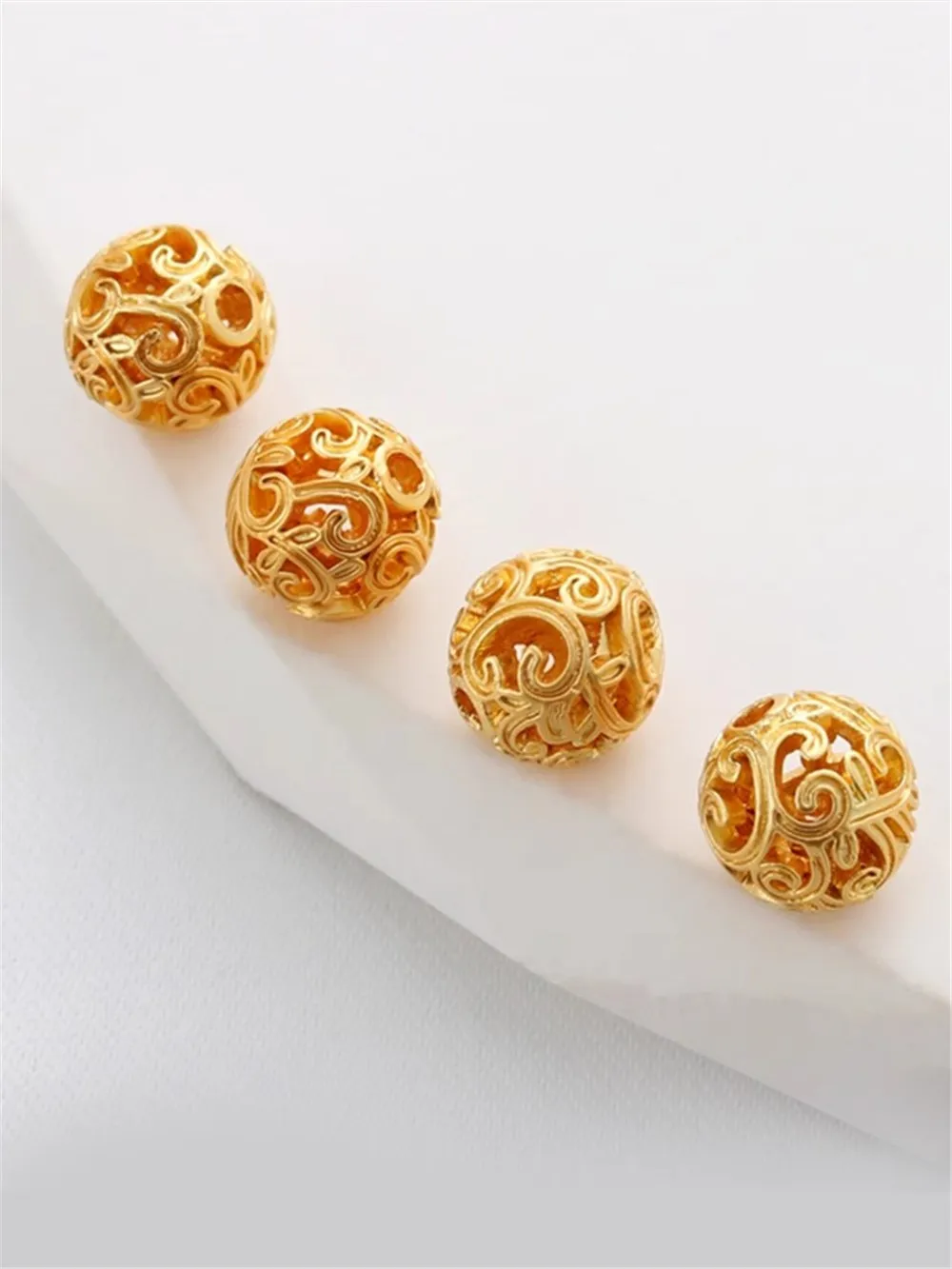 

18K Gold Matte Gold Ancient Gold Crepe Grass Pattern Hollow Round Beads Hydrangea Beads DIY Bracelet Necklace Beaded Accessories