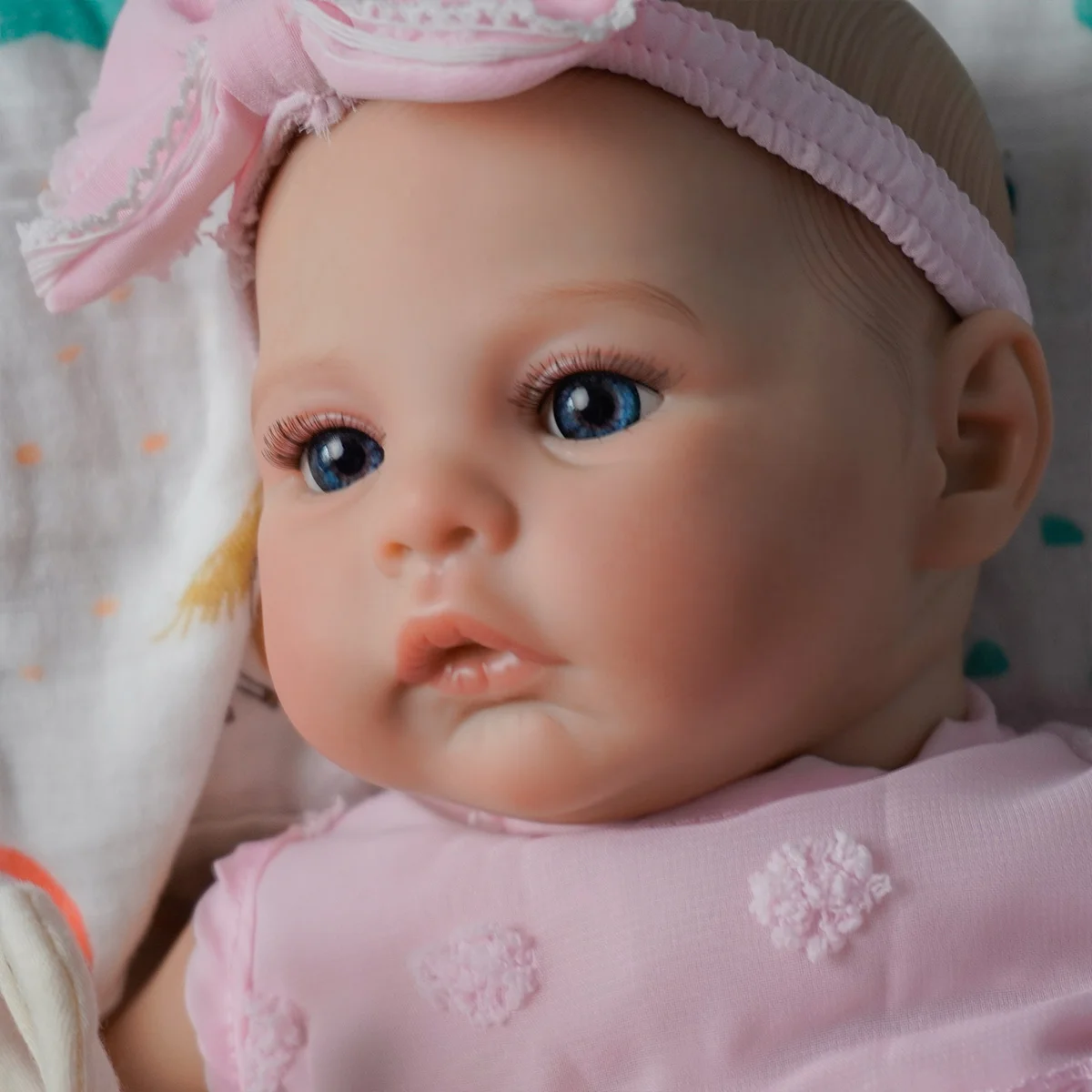 

JOYORA Reborn Baby Doll Realistic Finished Baby Doll Painted Holiday Gift Handmade 3D Skin Visible Vein Girl Christmas Gift Cute