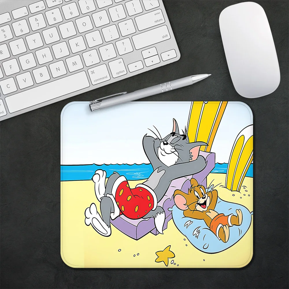 Tom and Jerry Gaming Mouse Pad XS Small Mousepad For PC Gamer Desktop Decoration Office Mouse Mat Deskmat Rug