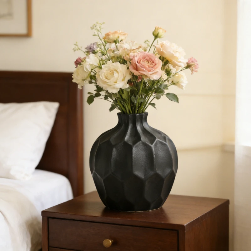 

Керамическая ваза в скандинавском стиле, креативный сосуд для сухоцветов, элегантное украшение для дома и рабочего стола, декор для гостиной