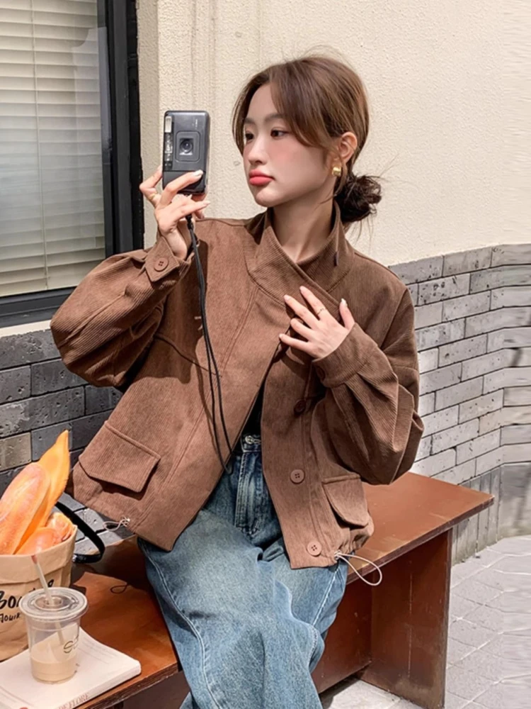 سترة نسائية قصيرة بنية سروال قصير بتصميم هاراجوكو ريترو فضفاضة وياقة واقفة ملابس عمل مستوحاة من أزياء ربيع الخريف #1