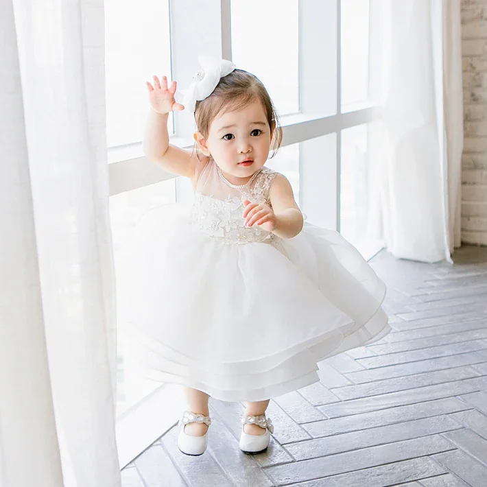 Robe de baptême en dentelle blanche pour filles, tenue de gâteau perlé, vêtements de baptême, robes d'anniversaire pour bébé fille, 1 an