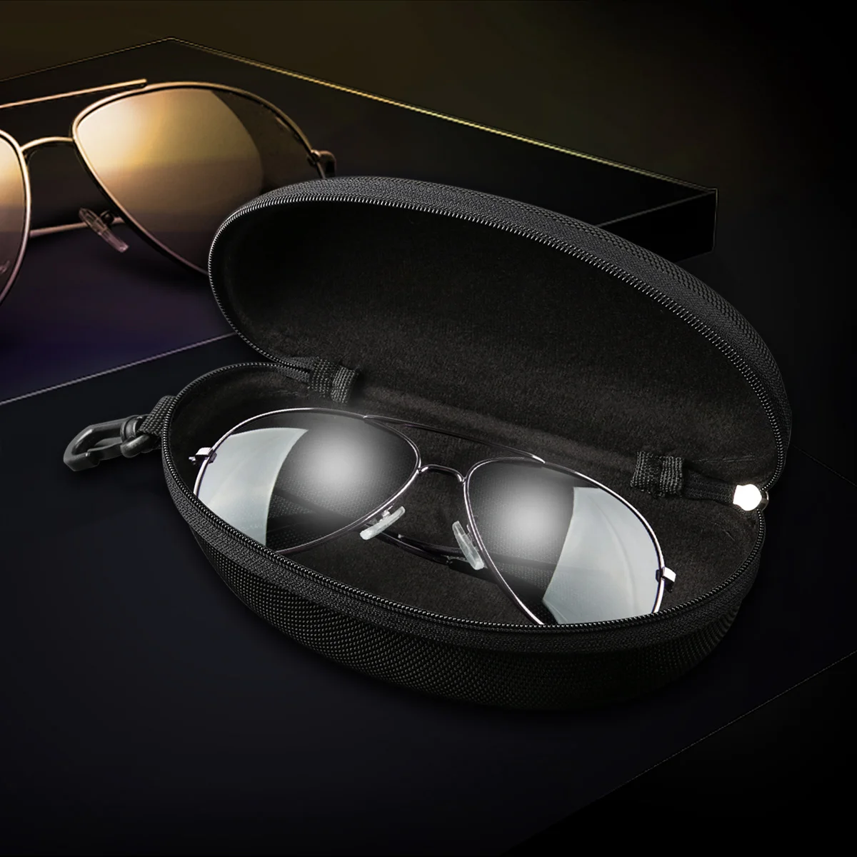 

Black Eyeglasses Box Oxford Fabric Eva Portable Hard Case Soft Interior Zipper Closure Carabiner Hook Sunglasses Storage