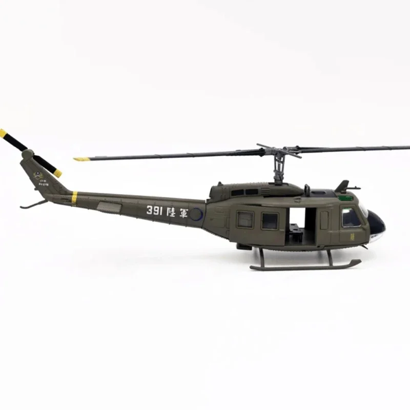 Diecast 1:72 Scale UH-1H Huey gunship Alloy Finished Simulation Model Toy Static Decoration Souvenir Gifts For Adult Boy