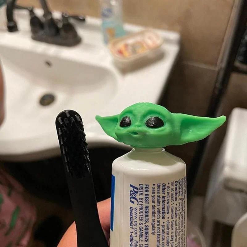 Star Wars Baby Yoda Squeeze Toothpaste Tool Cute Creative Tooth Paste Head Toys Cartoon Children Bathroom Supplies Accessories