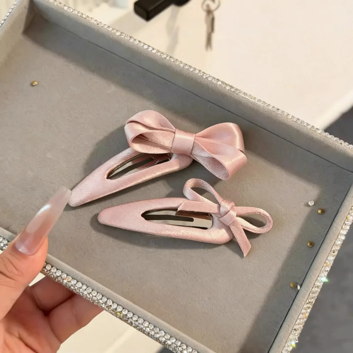 

Elegant Peach Pink Satin Princess Bow Side Clip Hair Accessories Premium Versatile Lightweight Comfortable Daily Wear