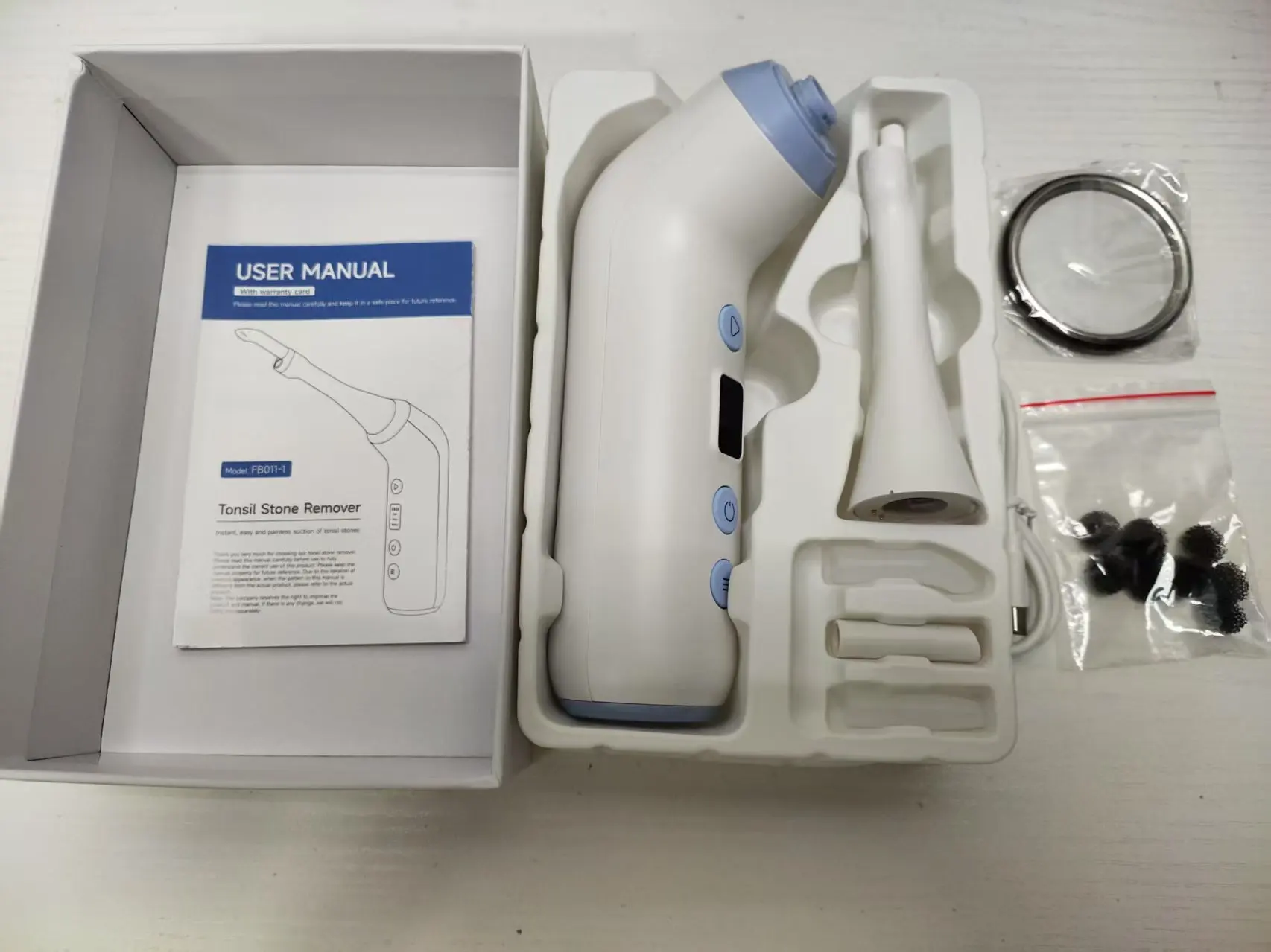 

Electronic Tonsil Stone Remover with Camera, 3 Levels Electric Vacuum Suction Oral Care Kit, Rechargeable Bad Breath Remover Too