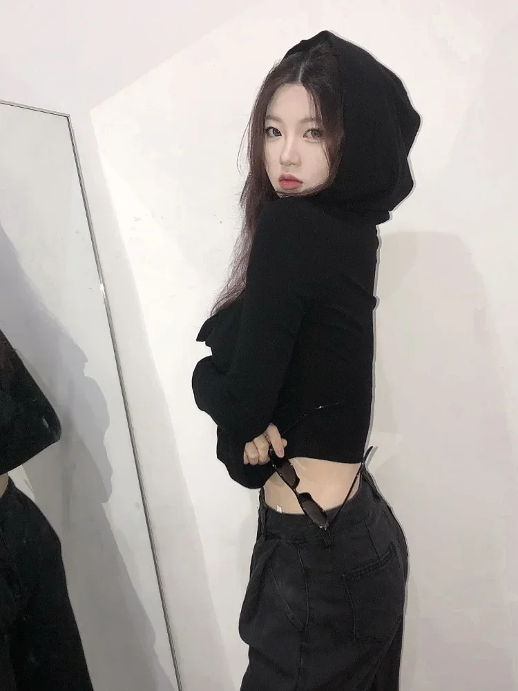 Tシャツ女性春フード付きゴシックベーシック固体ストリートクロップドホットスウィート服ファッション長袖シンプルな韓国語バージョン