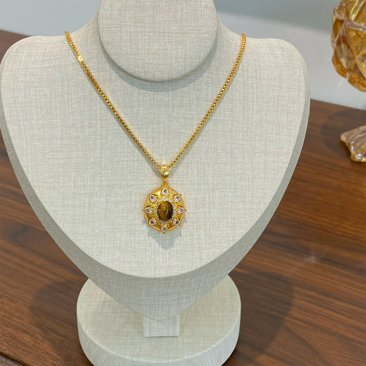 Luxury fashion vintage exclusi - Usa Vintage Fashion 评论和价格