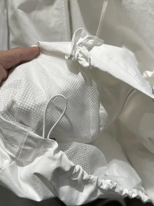 일본 달콤한 소녀 스탠드 업 칼라 긴팔 프릴 엣지 드로우 스트링 트렌치 코트 통근 심플 패션 야구 유니폼