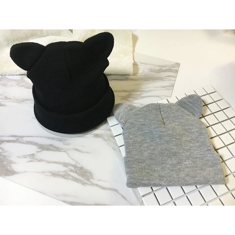 New Outdoor Running Cat Ears Knitted Hat Lovely Funny Winter Sport Warm Beanie Hat For Women Wool Cap Hat Gray Black