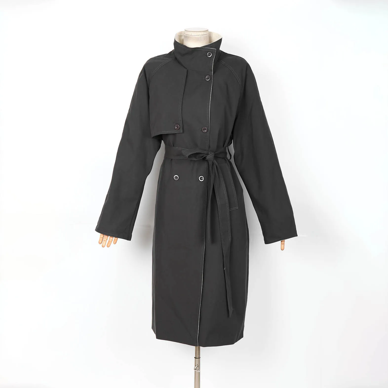 

Женский весенний плащ, новинка 2025 года, элегантный двубортный воротник-стойка с поясом на талии и длинными рукавами, модная однотонная верхняя одежда