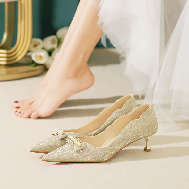 

Crystal Wedding Shoes Shining Sequin Glass Slipper Women Fashion Golden Bride Dress Pumps Pearl Bowknot Bridesmaid Single Shoes