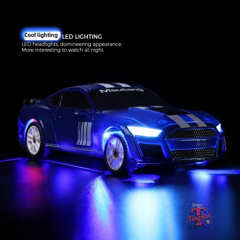 Wltoys K43081/43 RC Drift Car com Giroscópio Atualizado Ver 2.4G Controle Remoto Mini Drift Race Car 4WD Controle Rádio RC Brinquedos Tráfego