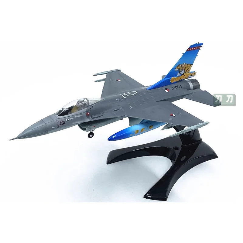 

1/72 Scale American F-16A Fighter Tiger Plastic Aircraft Model Simulation Finished 37126 Collection Display Decoration