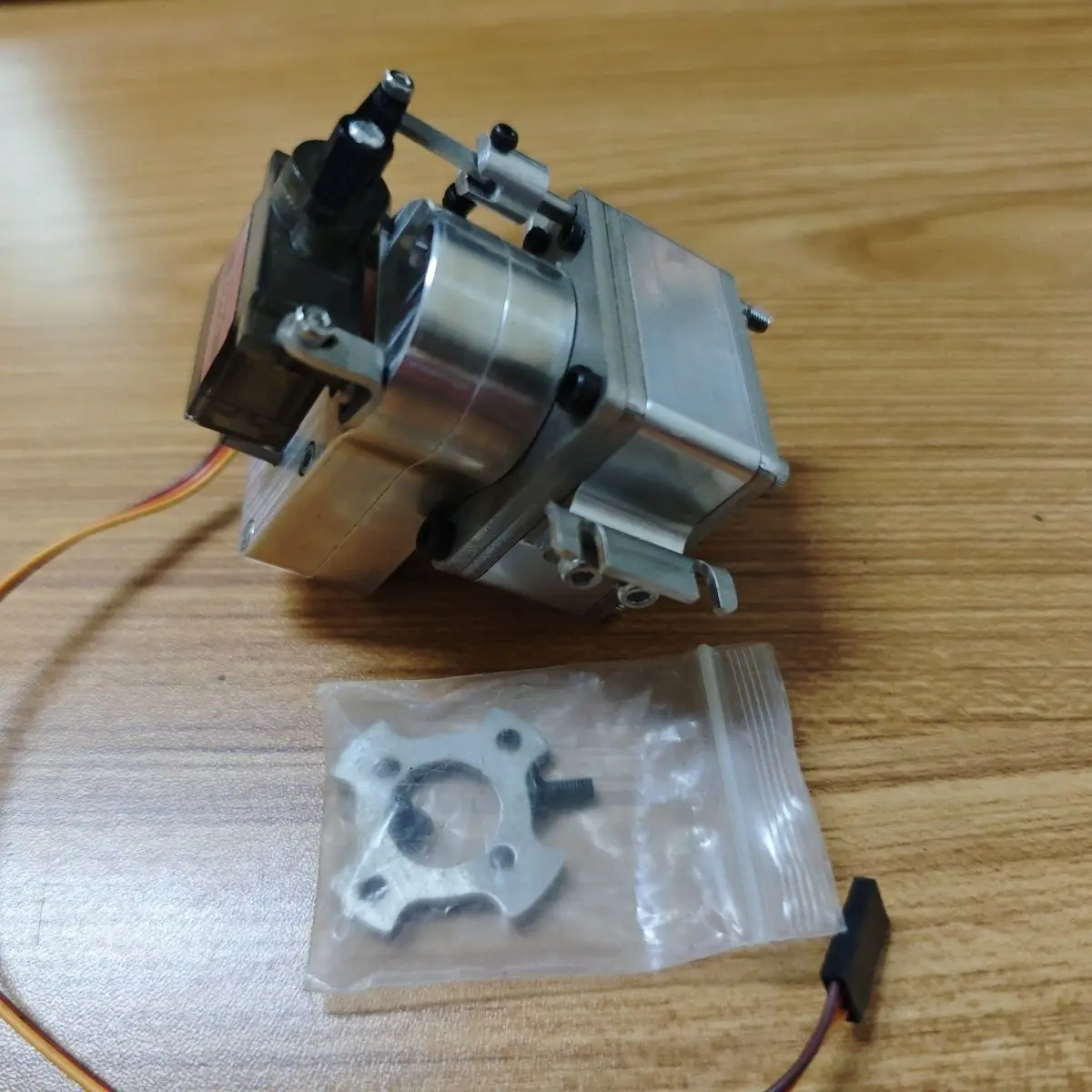 Metalowa dwubiegowa skrzynia biegów do ciężarówki RC 1/14 Tamiya SCANIA 770S R620 VOLVO 750 Mercedes-Benz ACTROS 3363 MAN Części do zabawek samochodowych