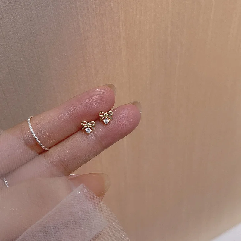 

e Knot Earrings Luxury New 2025 Spwear Friendly Faionable Versatile Women's Earrings Jewelry