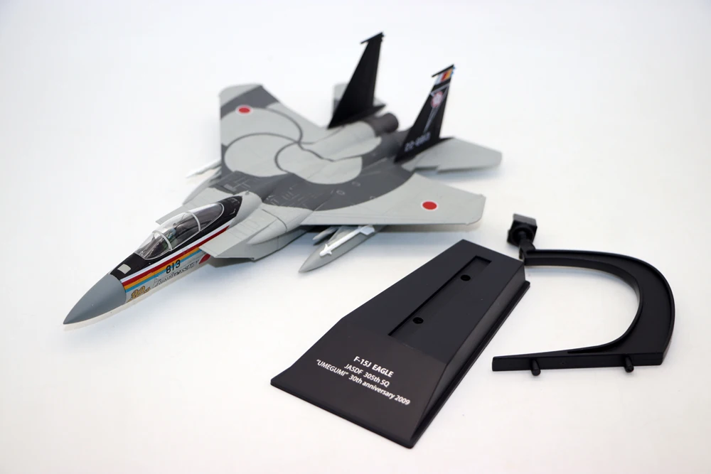 New 1/100 Scale F-15J EAGLE JASDF 305th SQ UMEGUMI 30th