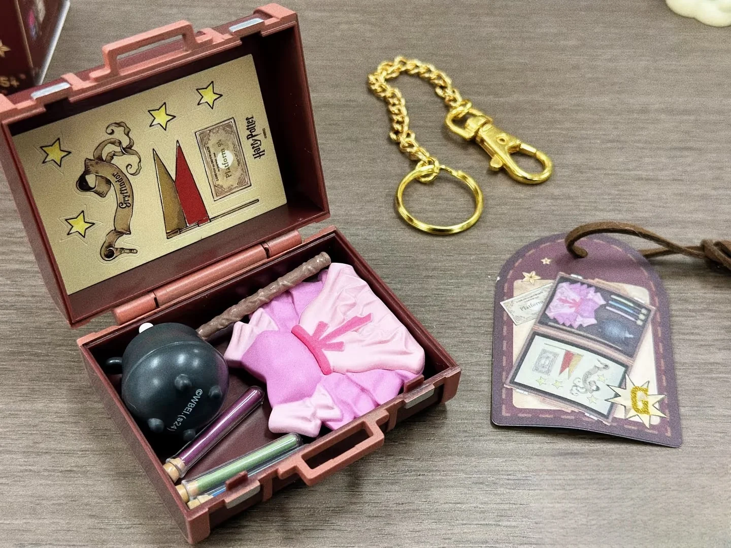 МИНИISO Гарри Поттер серии Хогвартс Школа колдовства и волшебника чемодан слепая коробка кулон Гермиона слепая сумка surprisegift