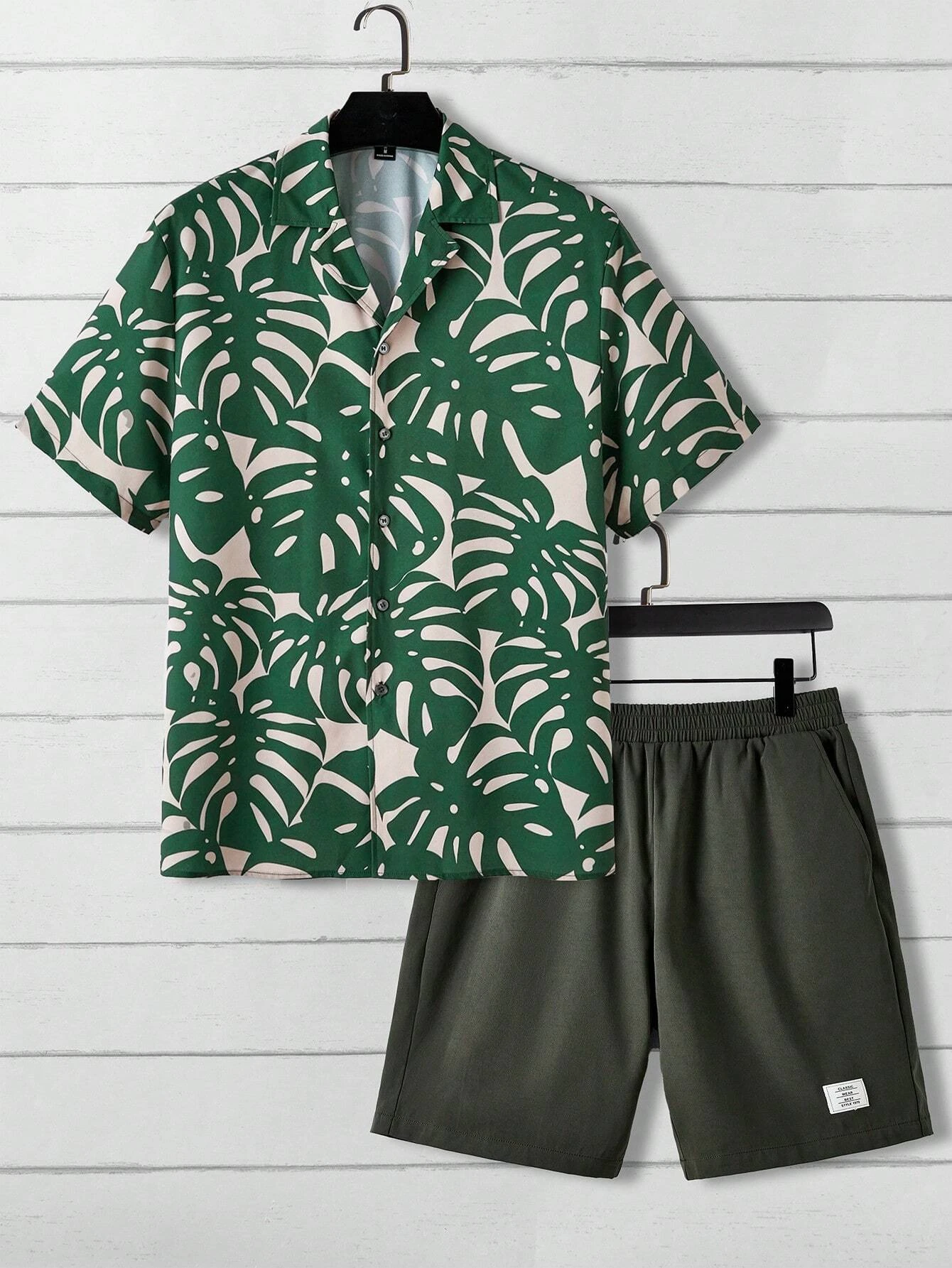 Summer Men and Women Short Sleeve Outfits Tropical Palm Tree Print Fashion Button Up Shirt Tops Short Sleeve Shorts