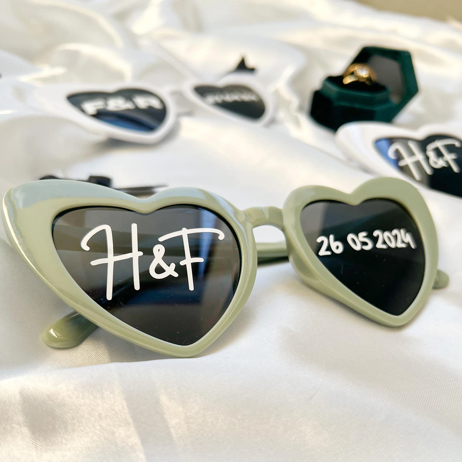 Personalised Wedding Sunglasses Custom Initials Love Heart Sunglasses Wedding Photo Prop Bridal Party Favors Bridesmaid gifts