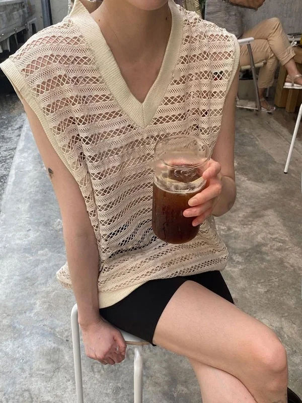 Loose Knitted Vest Korean Style Light Beige V-Neck Design Sensation Vintage Wen Spring Summer Women's Fashion Tank Top