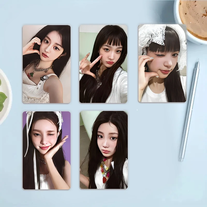 5 قطعة/الوحدة K-POP ILLIT ألبوم جديد سوبر ريال مي بطاقة بريدية صور بطاقة المغناطيسي تحصيل بطاقة لومو بطاقة وونهي موكا إيروها يونا