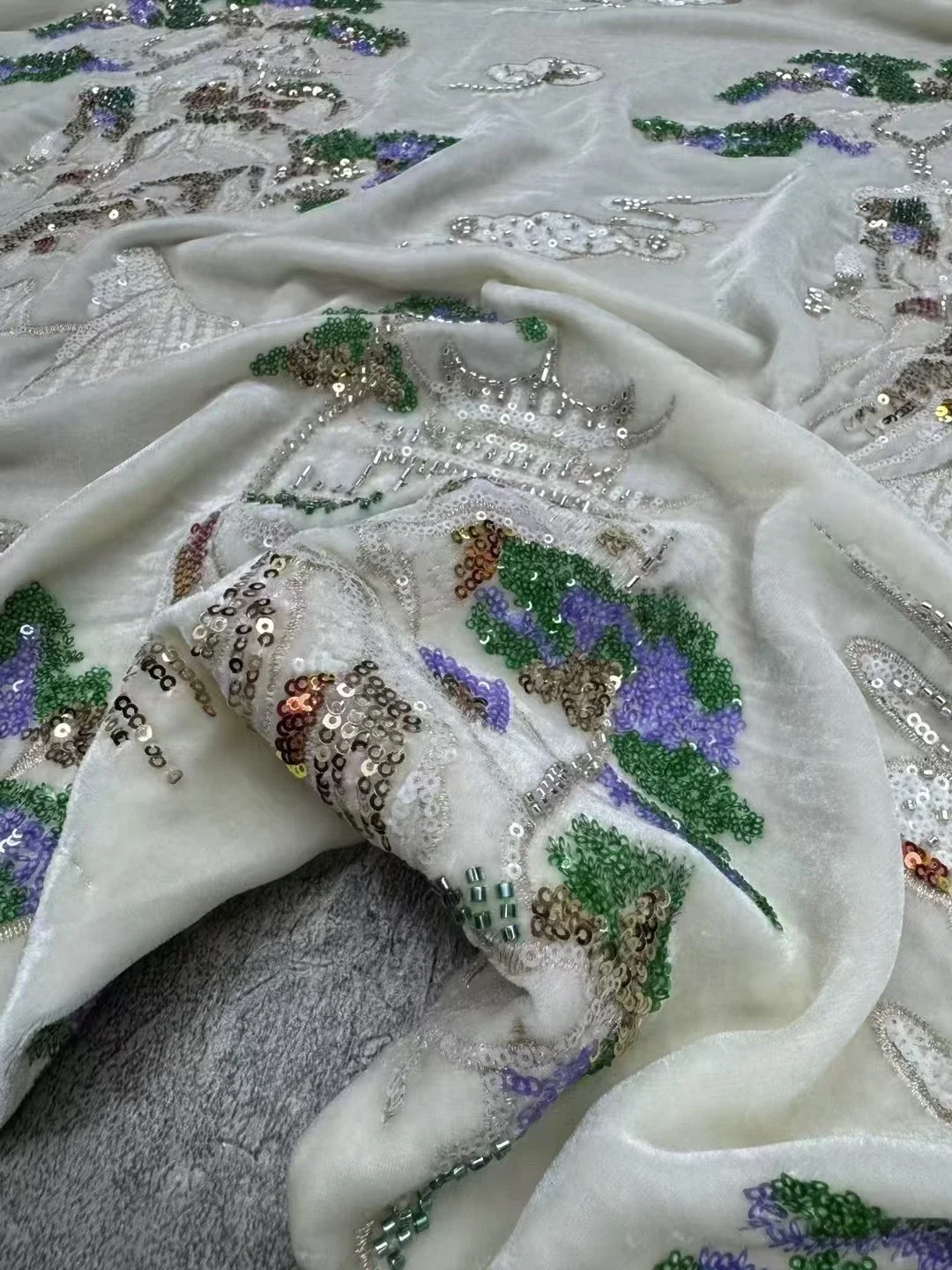 

Exquisite Silk Velvet Sequins Bead Tube Embroidery Fabric Sewing Hanfu Qipao Jacket Designer Fabric For Jiuzhong Palace