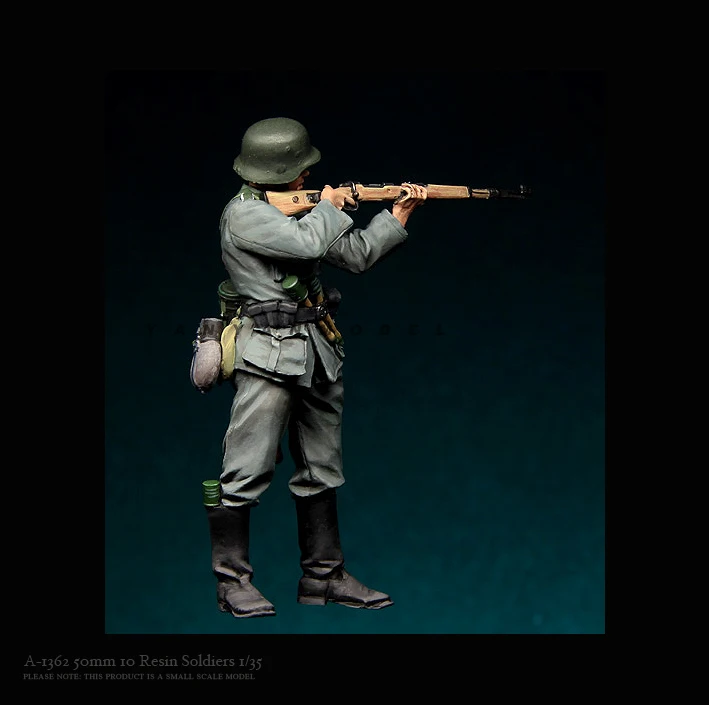 1/35 Resin Soldier model kits figure colorless and self-assembled  A-1362